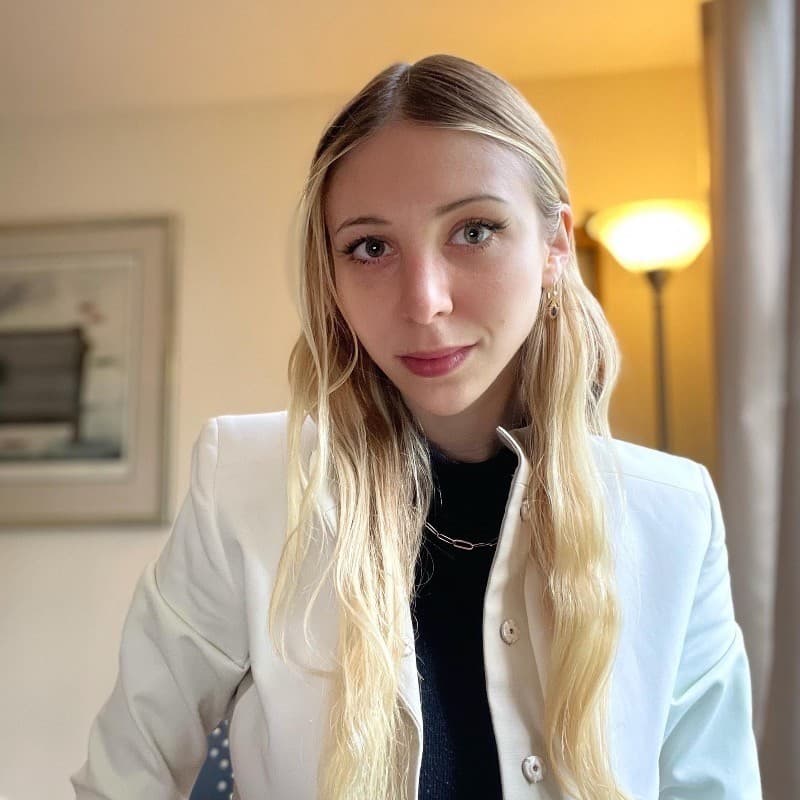 Rebecca Handler